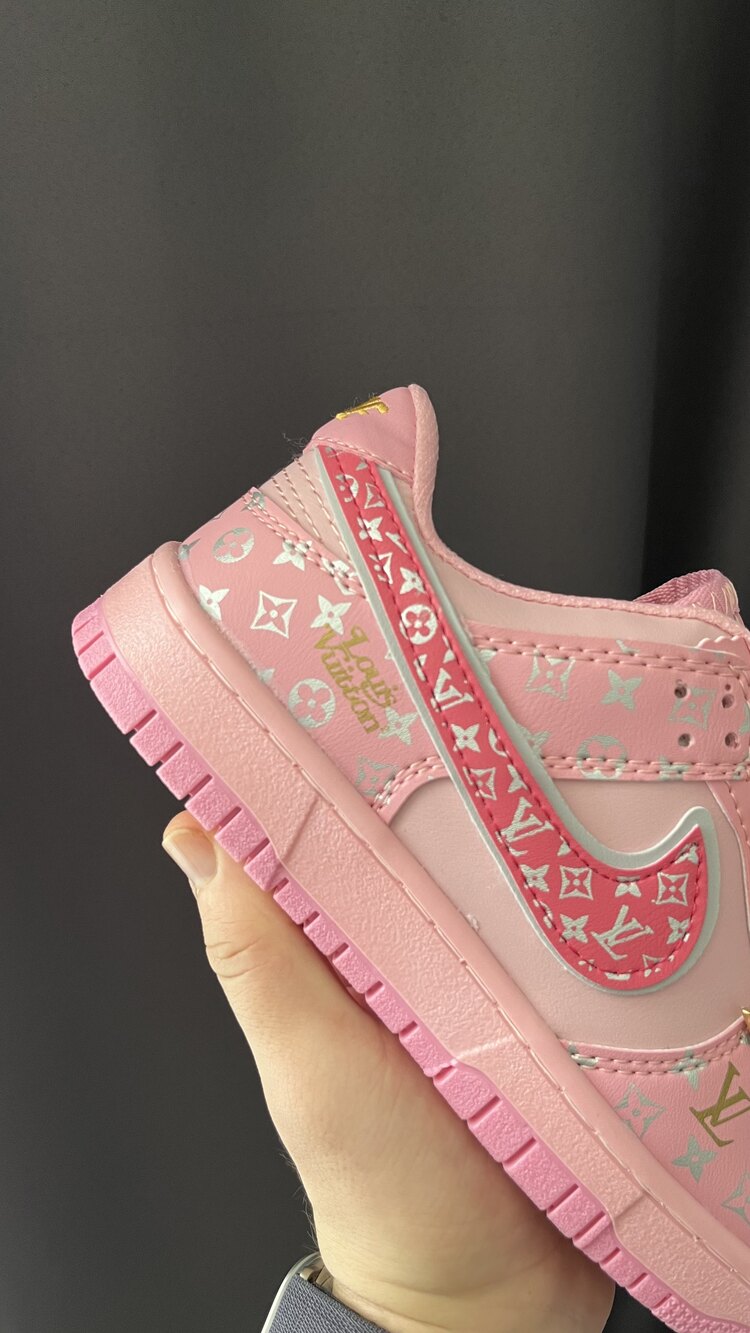 Nike Dunk X Louis Vuitton Pembe 