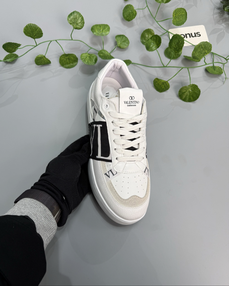 Valentino beyaz 