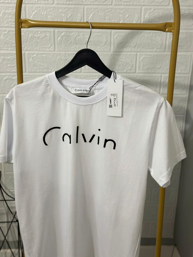 CALVIN KLEIN 