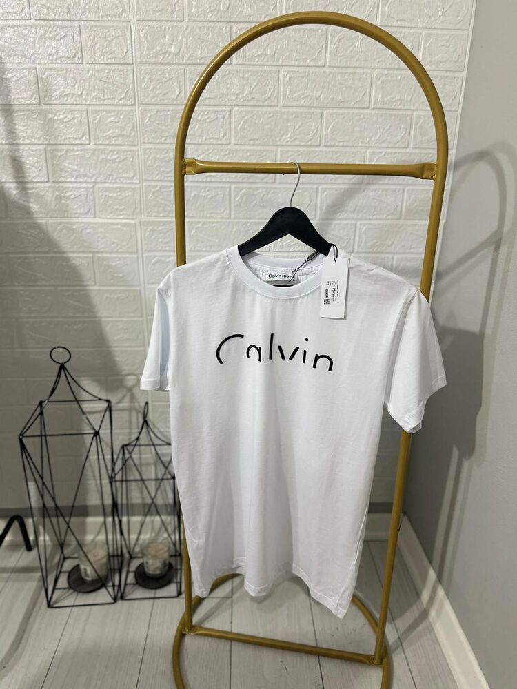 CALVIN KLEIN 