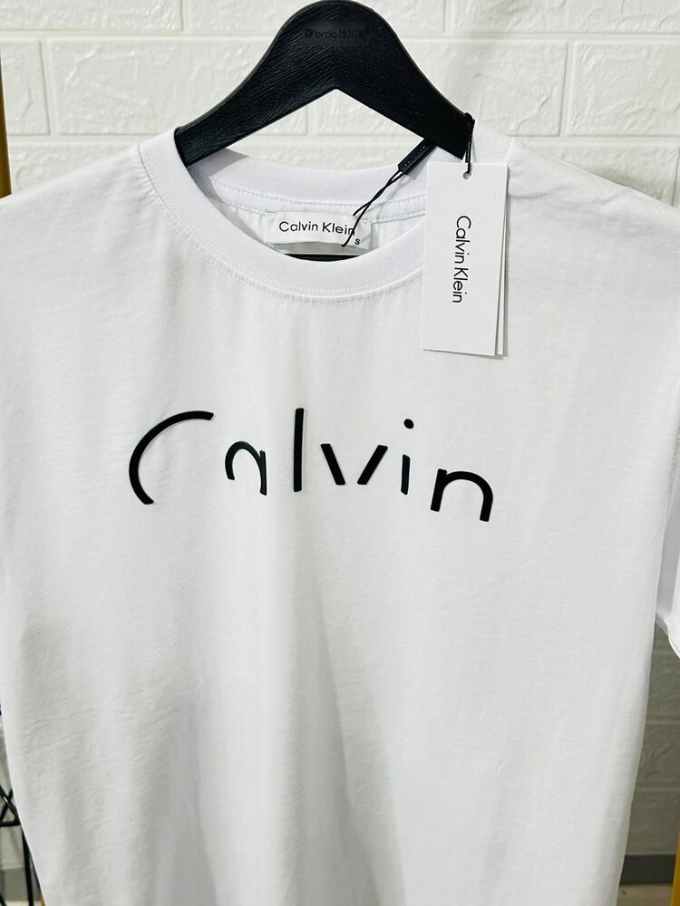 CALVIN KLEIN 