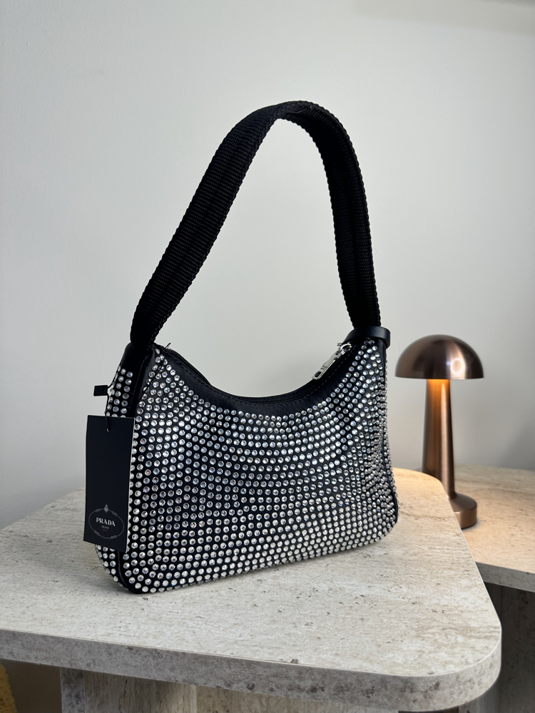 Prada taşlı çanta 