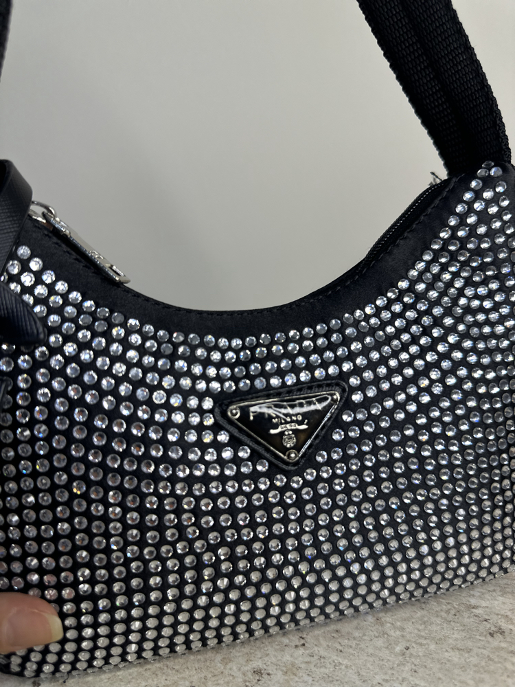 Prada taşlı çanta 