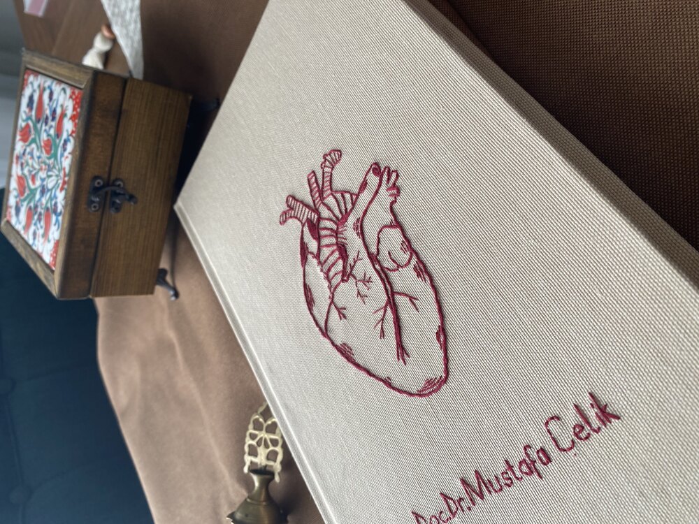 Anatomik Kalp Nakışlı Defter