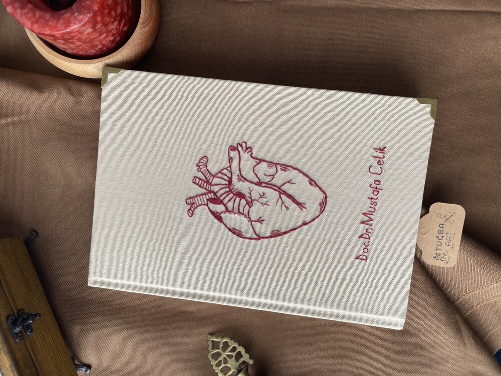 Anatomik Kalp Nakışlı Defter