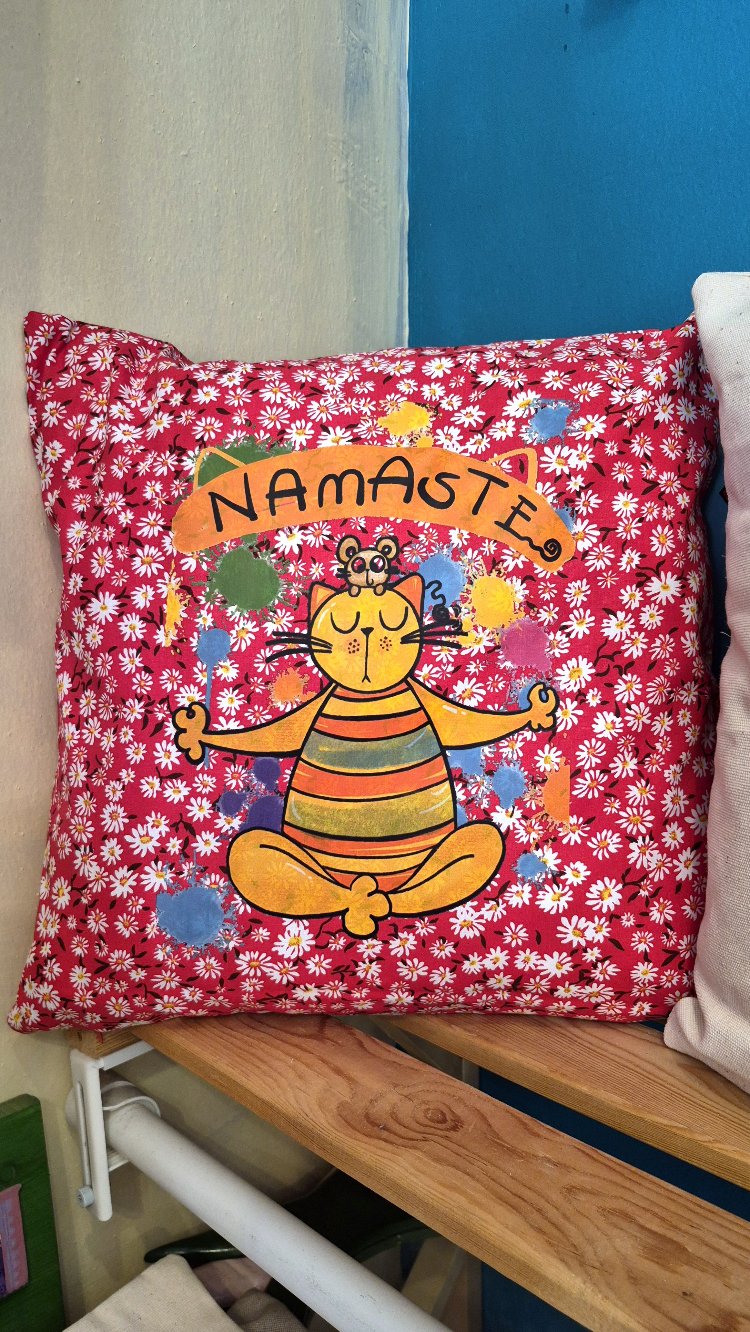 Namaste Yastık Kılıfı