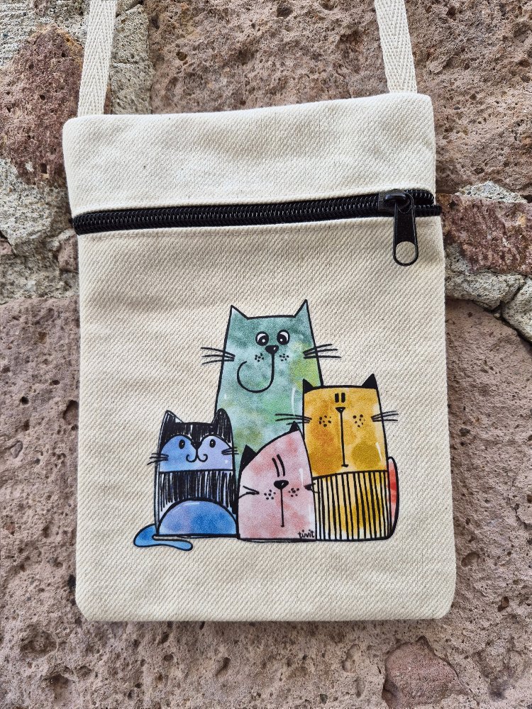 Kedi Ailesi Çapraz Küçük Çanta