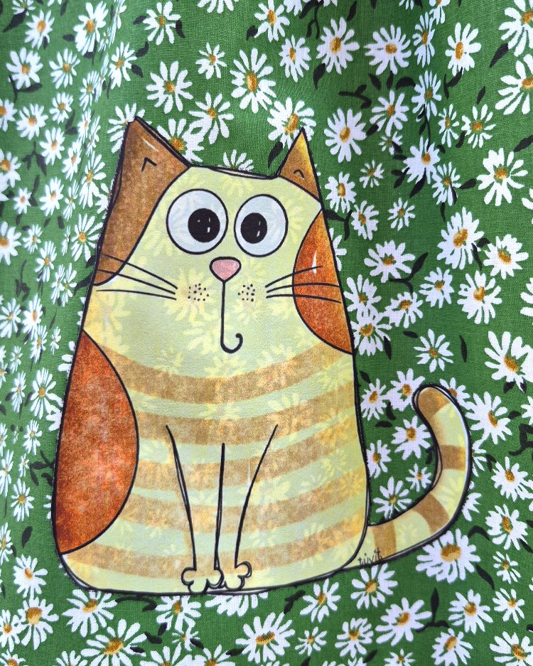 Sarı Kedi Papatyalarda
