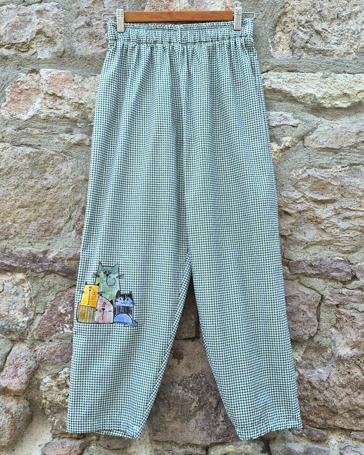 Kedi Ailesi Desenli Pötikare Pantolon