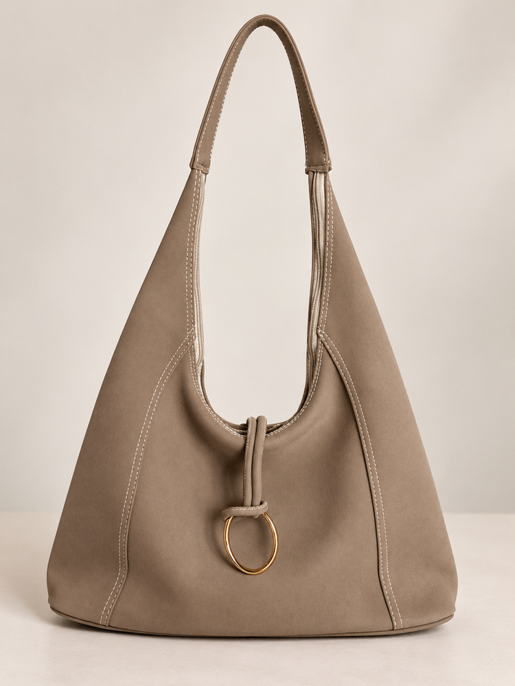 Salaş Model Charm Detaylı Omuz Çantası