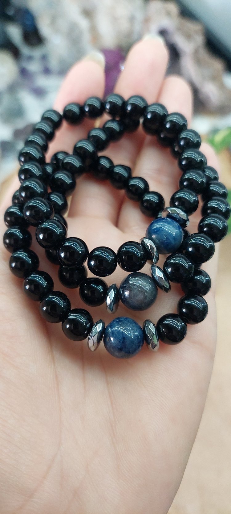 10 mm Küre Kesim Safir Taşlı Oniks(8 mm) ve Hematitli Bileklikler