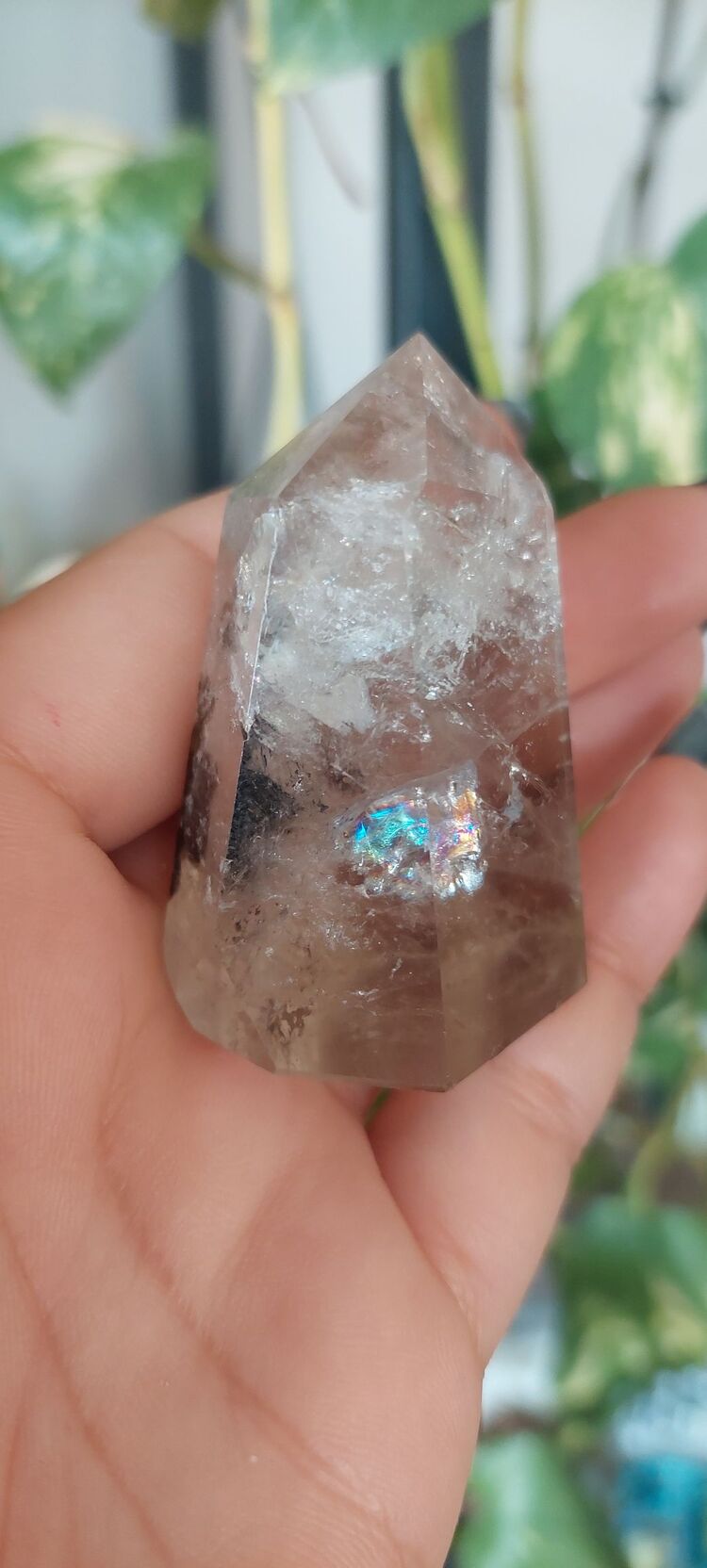 Gökkuşağı Flaşlı Berrak Garden Kuvars Kristali Kule Formunda