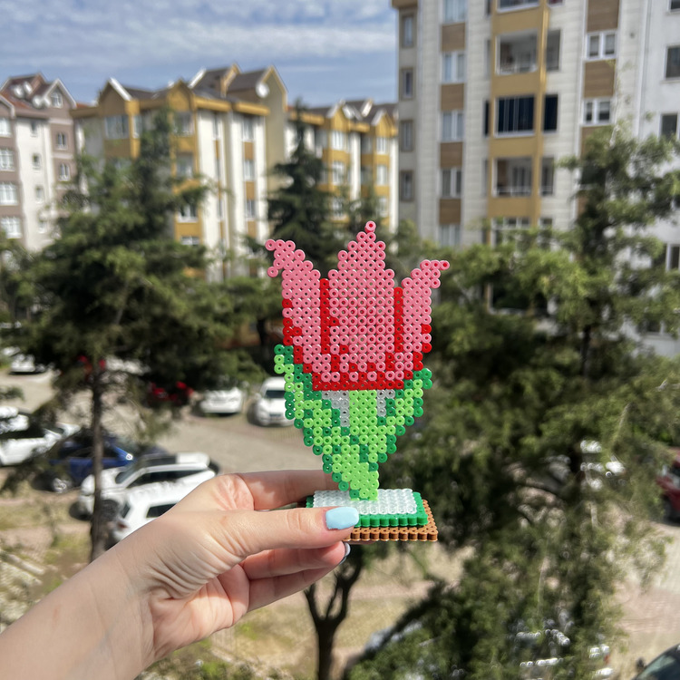 Spring Tulips - Ayakli figur