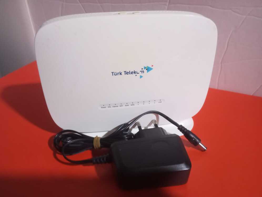 TP-LINK TD-W9970v3 300 Mbps VDSL Modem ( Başarılı ürün , Sorunsuz , İkinci El)