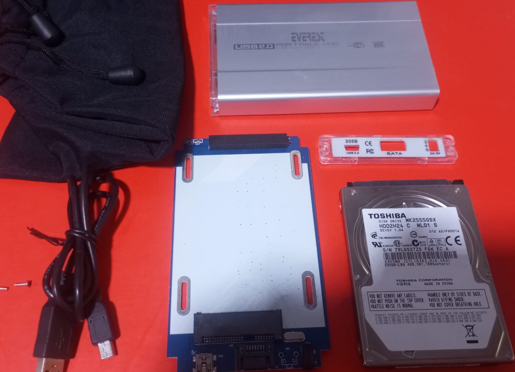 EVEREST 2.5” Harici Harddisk (250GB HDD – USB2.0 -  Sorunsuz)