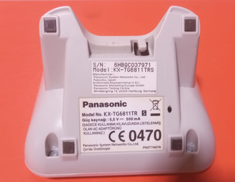 Panasonic KX-TG6811 Telsiz Telefon (Üst model - Yeni gibi - Yeni ayarında pillerle)