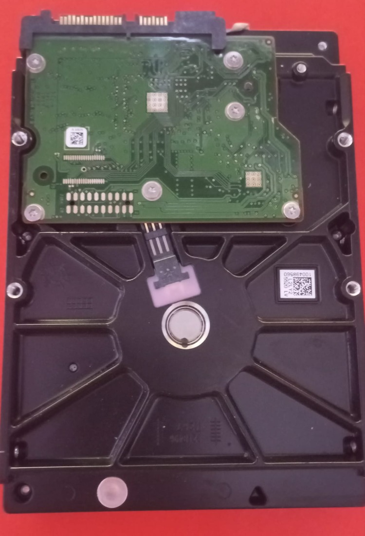 Seagate 320 GB 3.5” SATA Hard Disk (Sağlık 100 , 7200RPM ile hızlı , Sorunsuz , İkinci El)