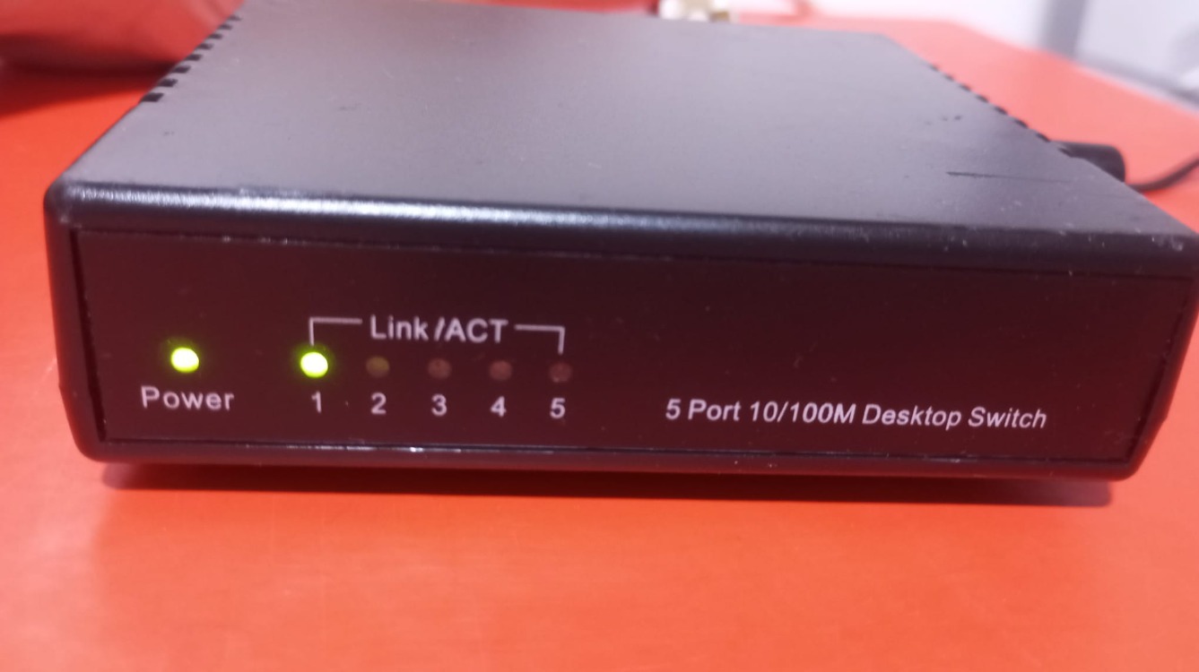 CLASS 5 Port 10/100 Mbps Ethernet Switch (Sorunsuz)