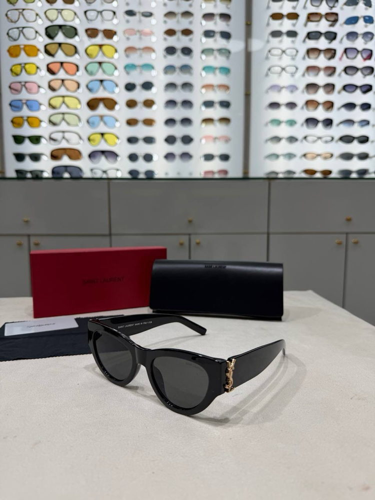 YSL GÜNEŞ GÖZLÜĞÜ