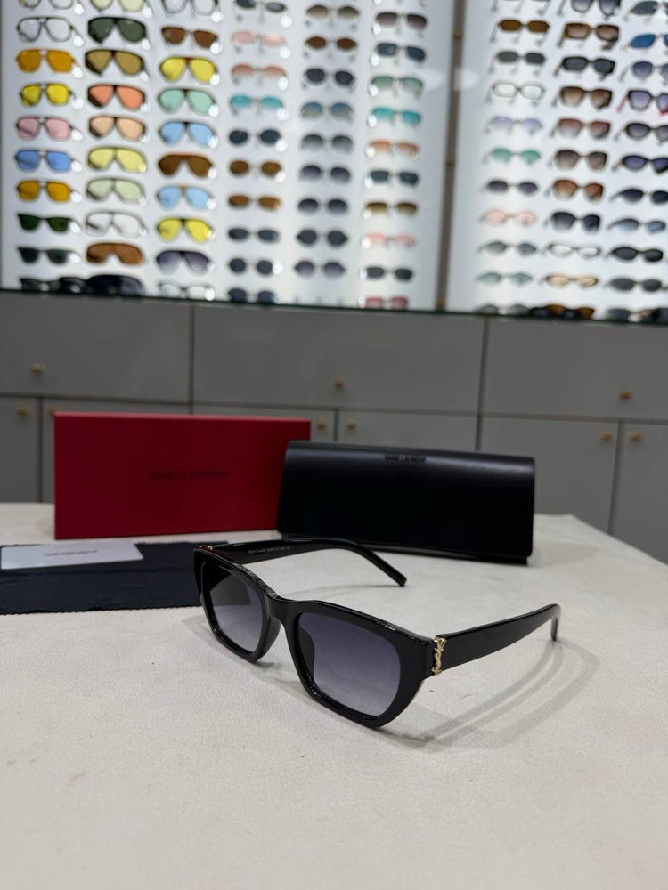 YSL GÜNEŞ GÖZLÜĞÜ