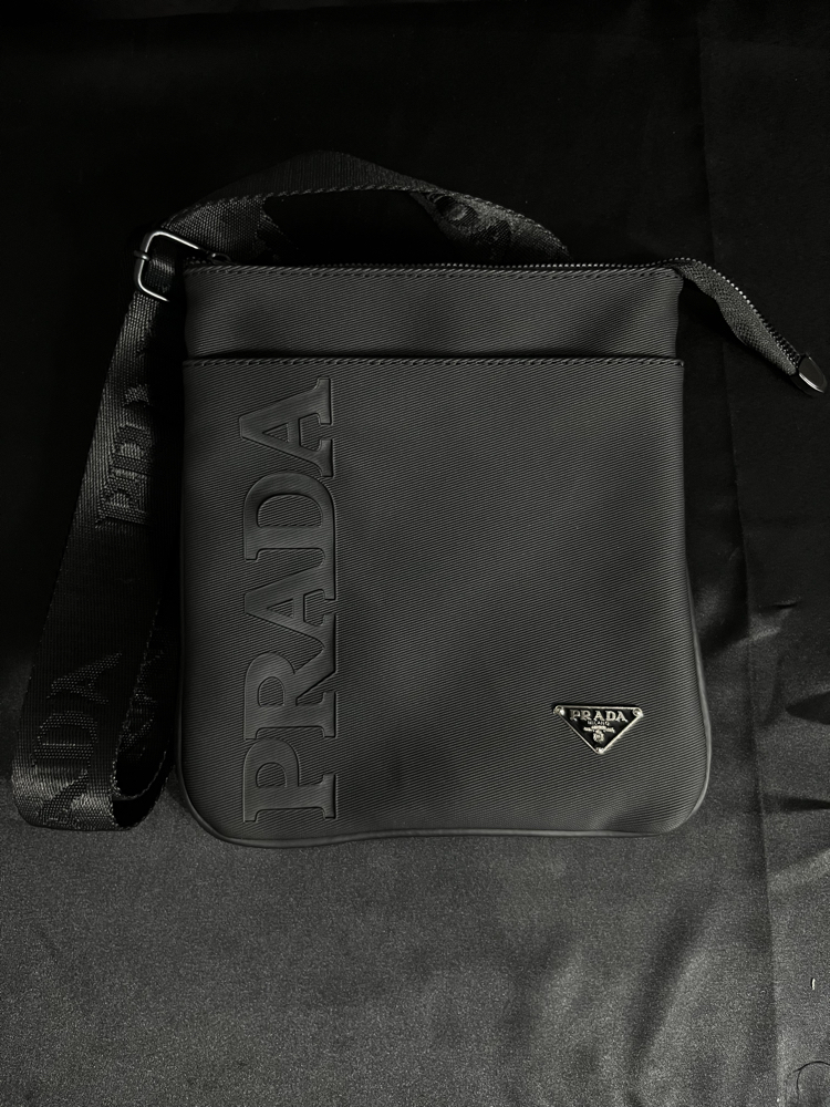PRADA ÇAPRAZ ÇANTA