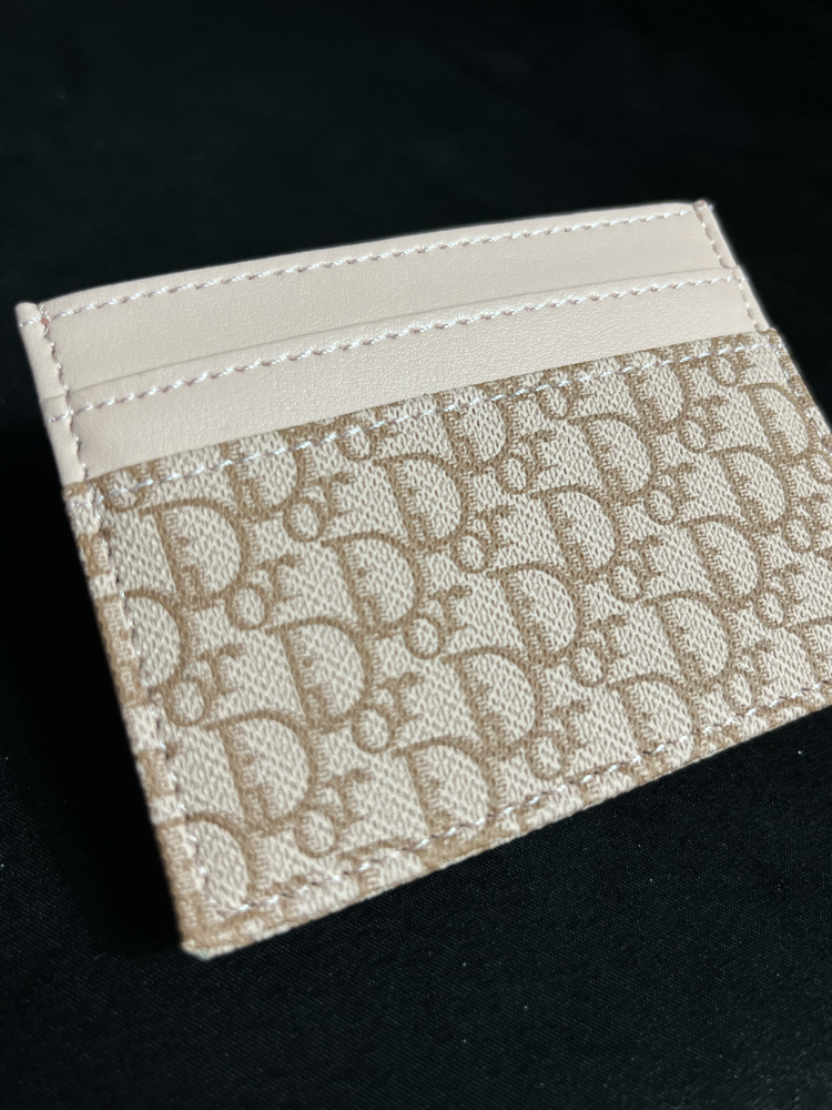 DIOR A++ Kalite Kartlık