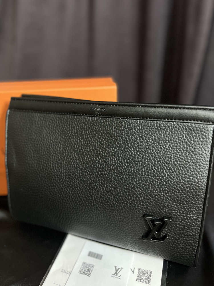 LOUIS VOUITTON Siyah El Portföyü 