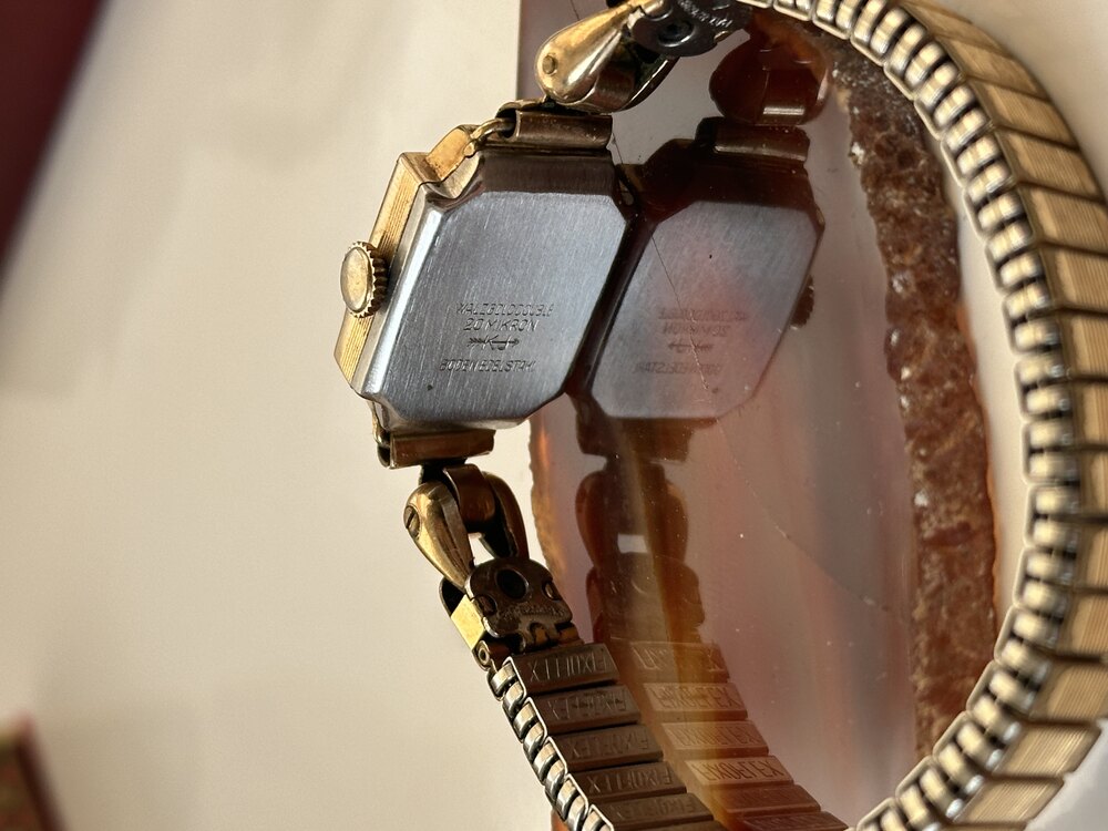Junghans Altın Kaplama Kurmalı Saat