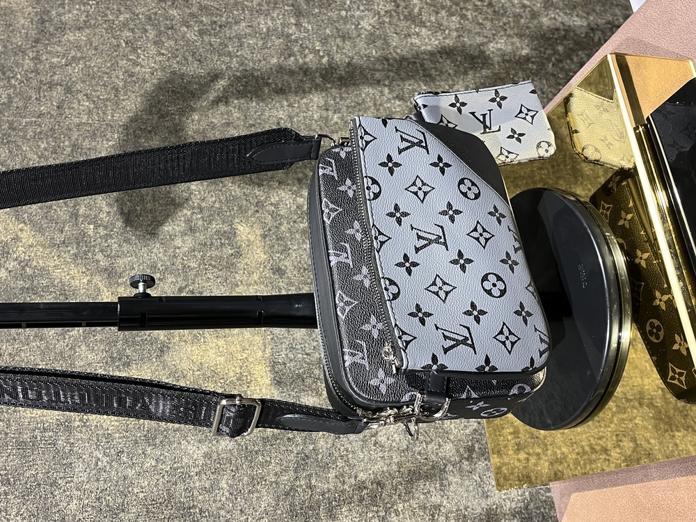 LV İTHAL MULTİ ÇANTA