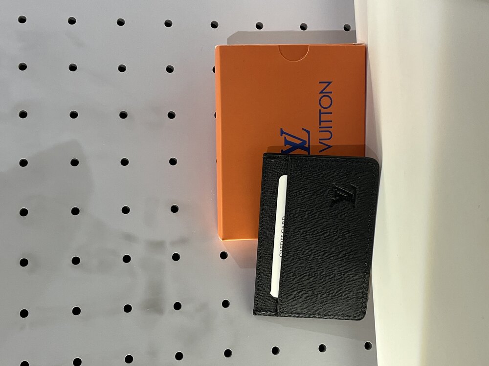 LOUIS VUITTON DERİ KARTLIK 