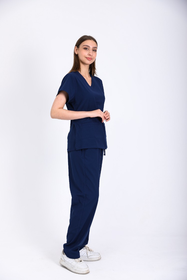 Classic Comfort Serisi Kadin Scrubs - Lacivert