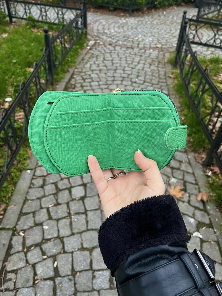 VAKAR BASKILI KARTLIKLI CÜZDAN