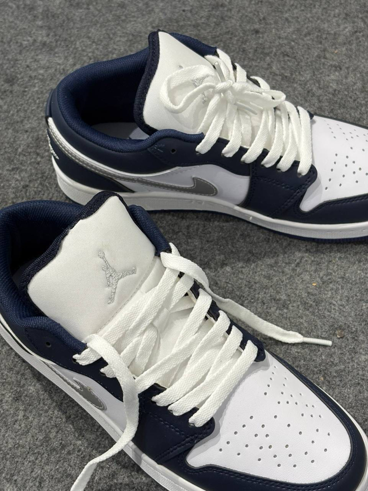 NIKE AIR JORDAN 1 LOW MIDNIGHT NAVY