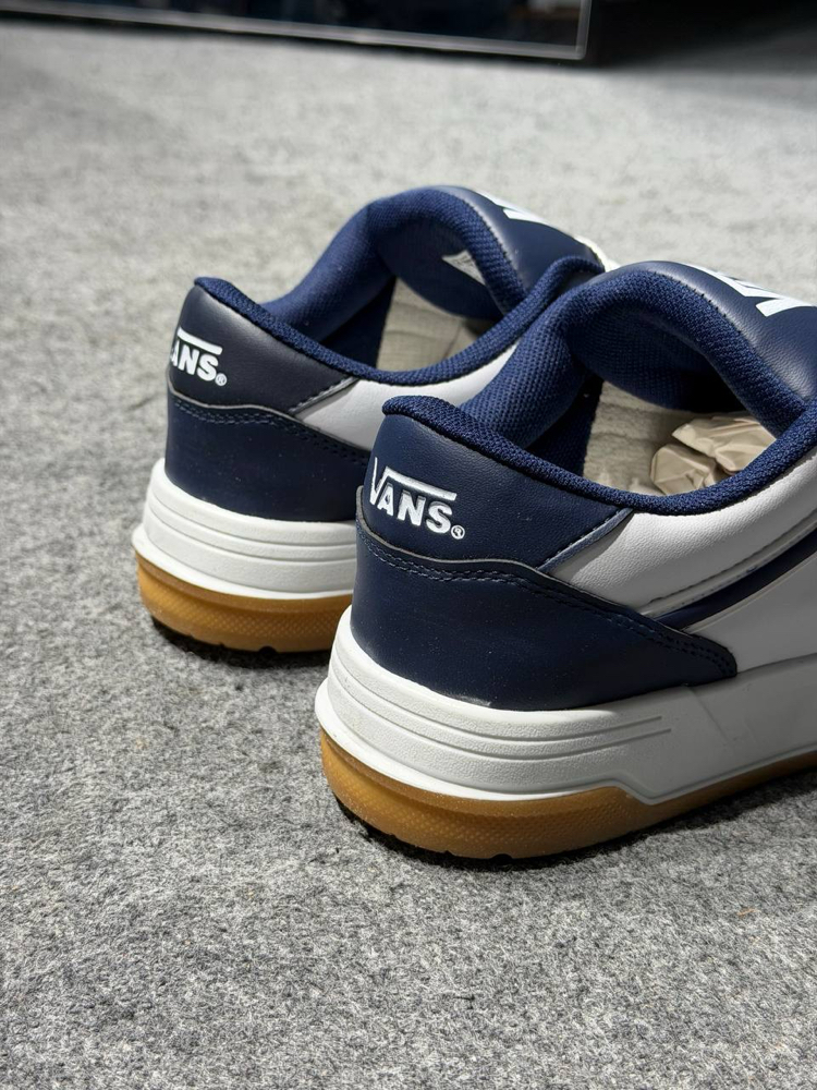VANS HYLANE BEYAZ LACİVERT
