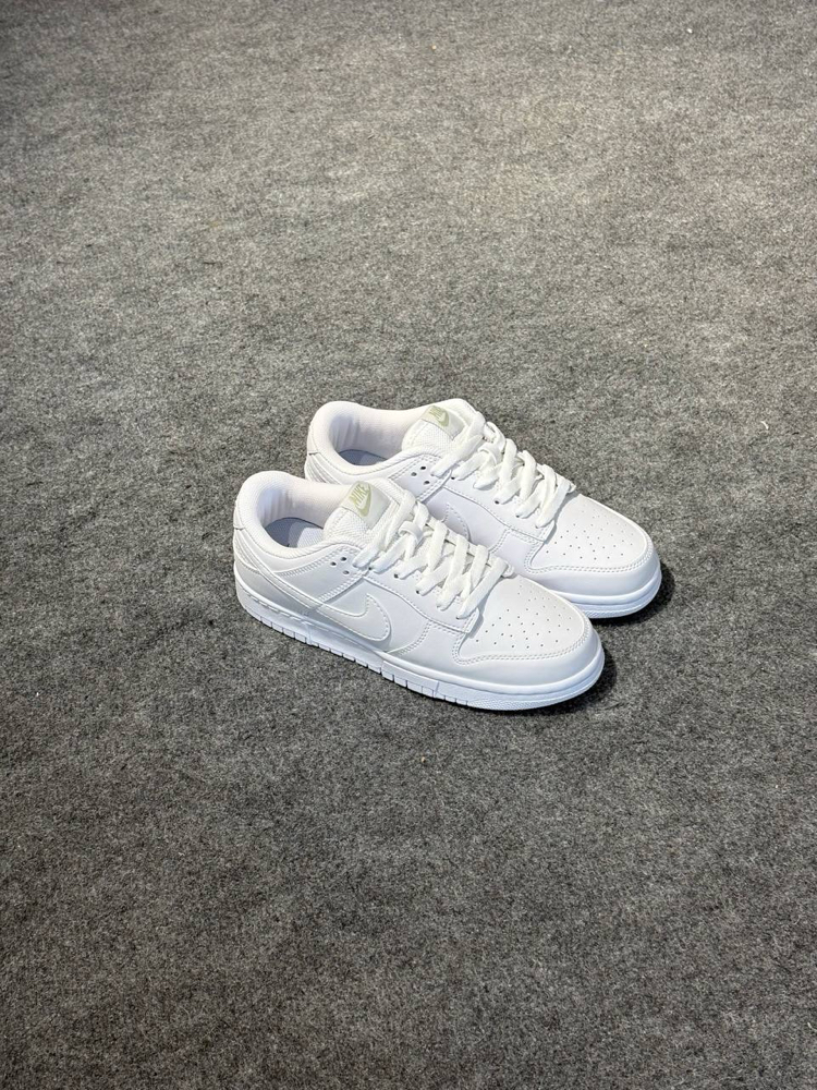 NİKE DUNK LOW BEYAZ