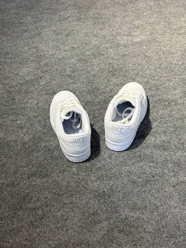 NİKE DUNK LOW BEYAZ