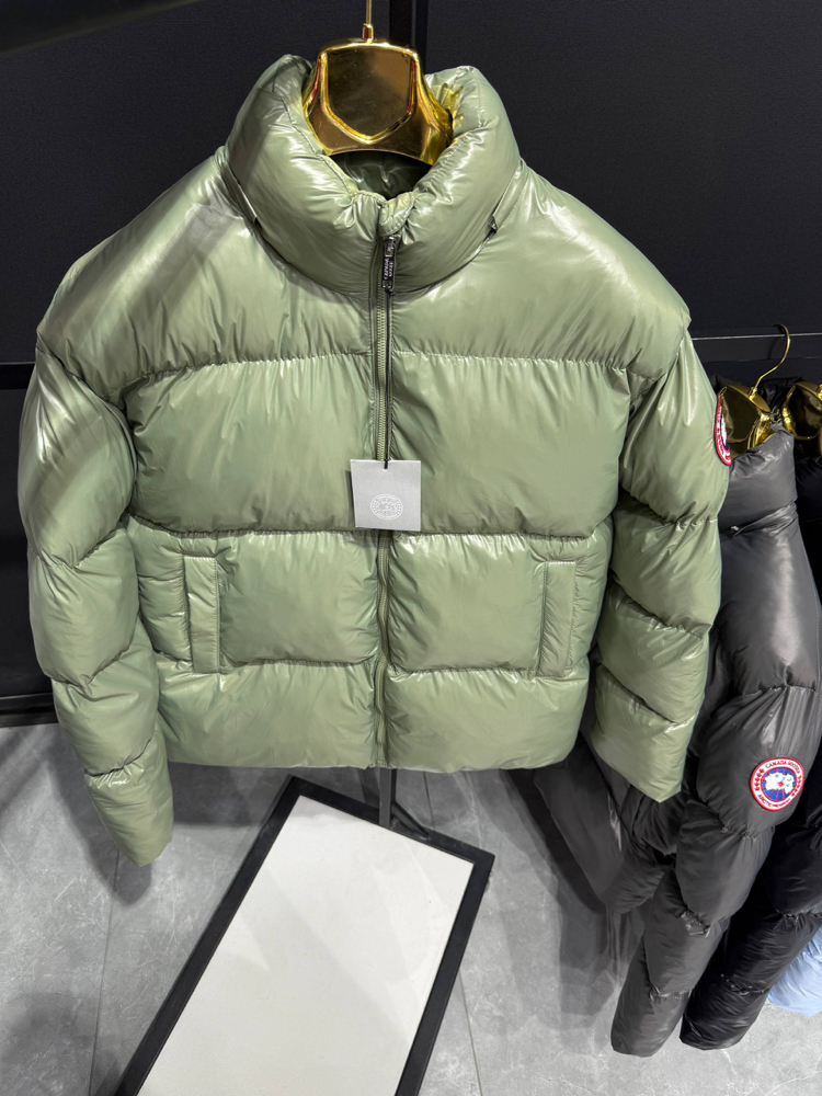 Canada goose yeşil puffer