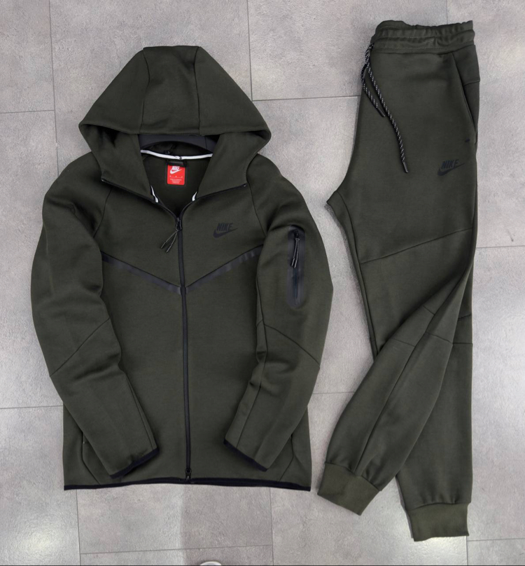 NİKE TECH FLEECE premium haki