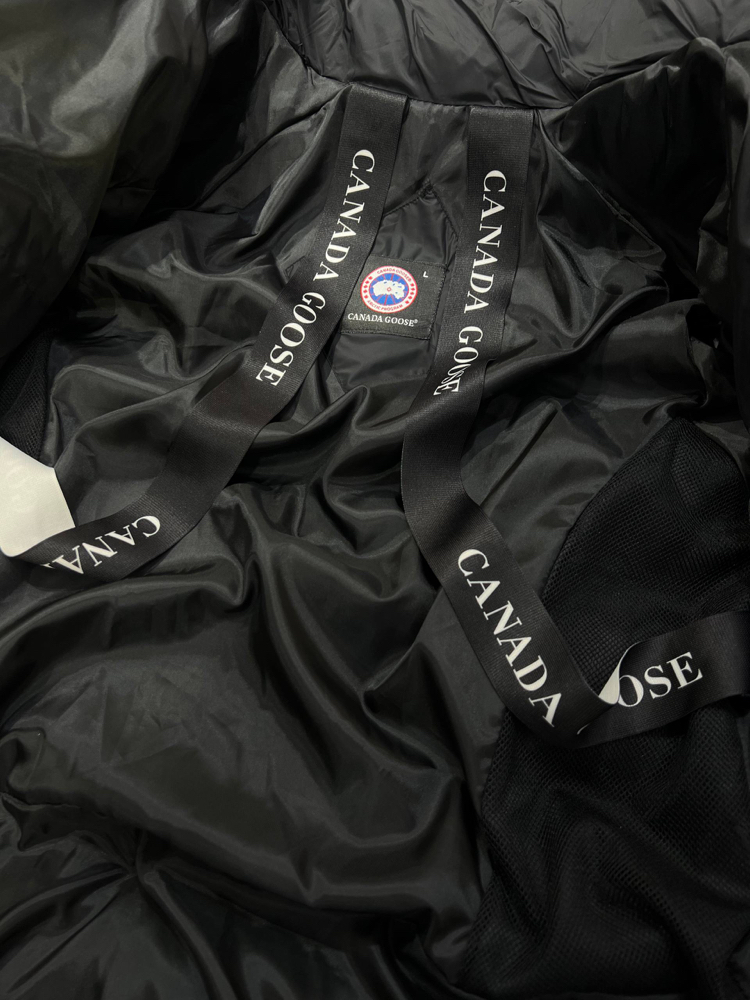 Canada goose siyah mont
