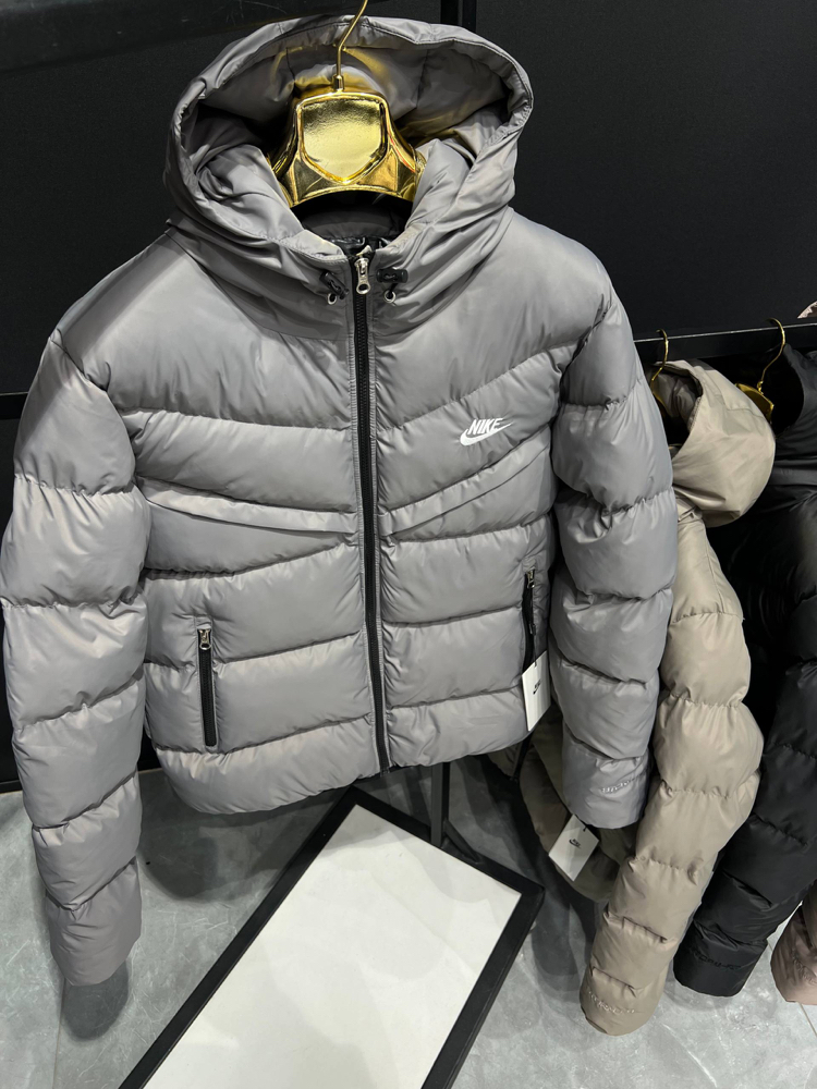 Nike STORM FIT Windrunner Primaloft gri