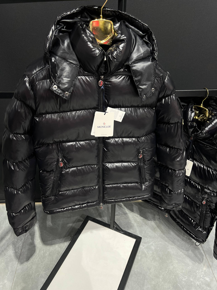 Moncler maya kapüşonlu mont siyah