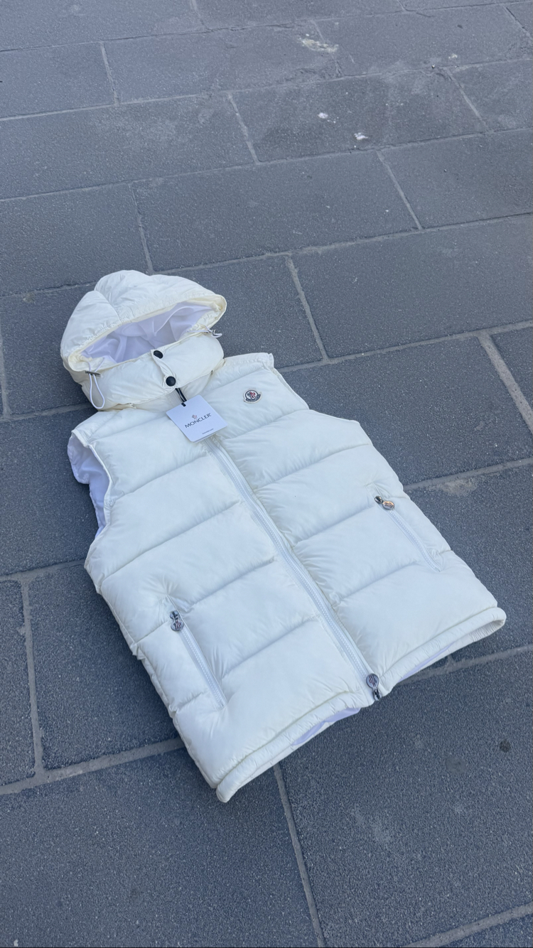 MONCLER beyaz yelek
