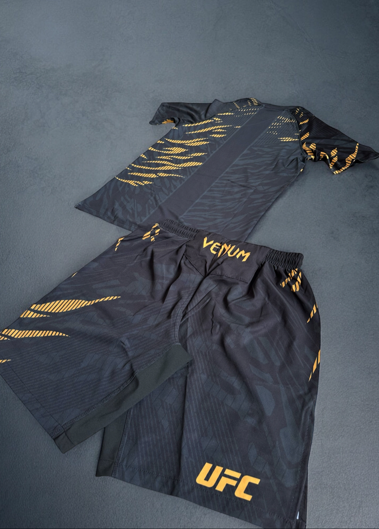 UFC venum altın sarısı MMA takım