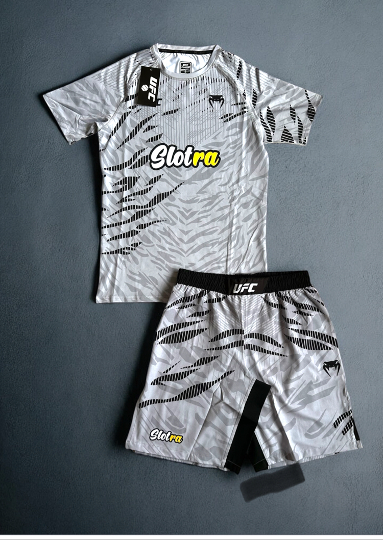 UFC venum beyaz MMA rash guard