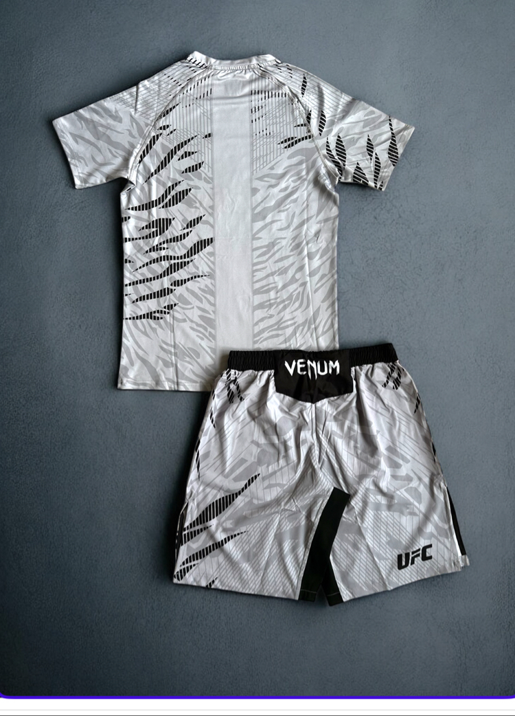 UFC venum beyaz MMA rash guard
