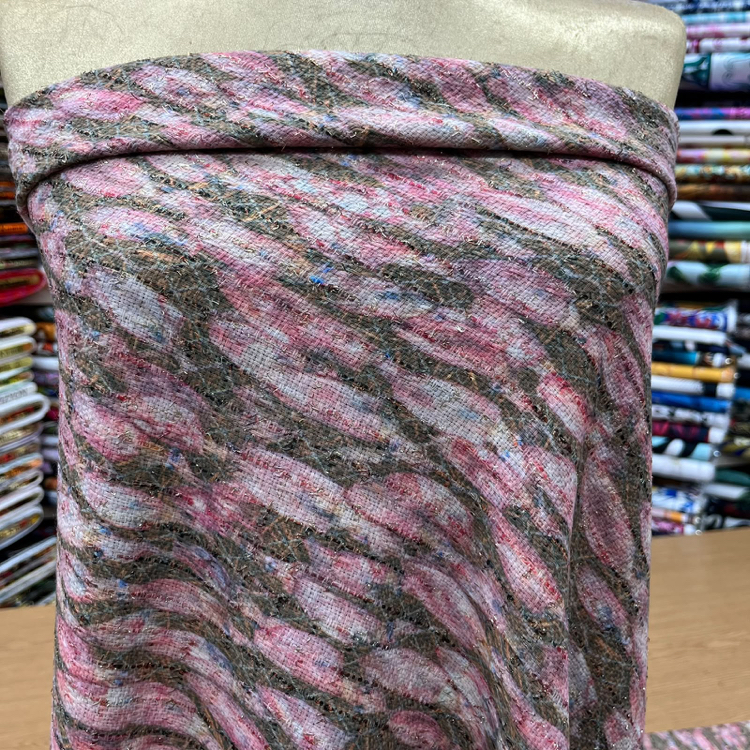 Özel Desenli Şanel 150 cm Kışlık Kumaş