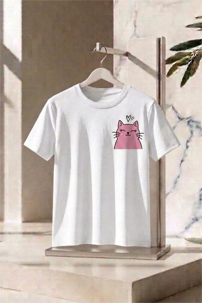 Oversize Kadın Tişört -  Sevimli Kedi Figürlü Minimalist Tasarım - %100 Pamuk