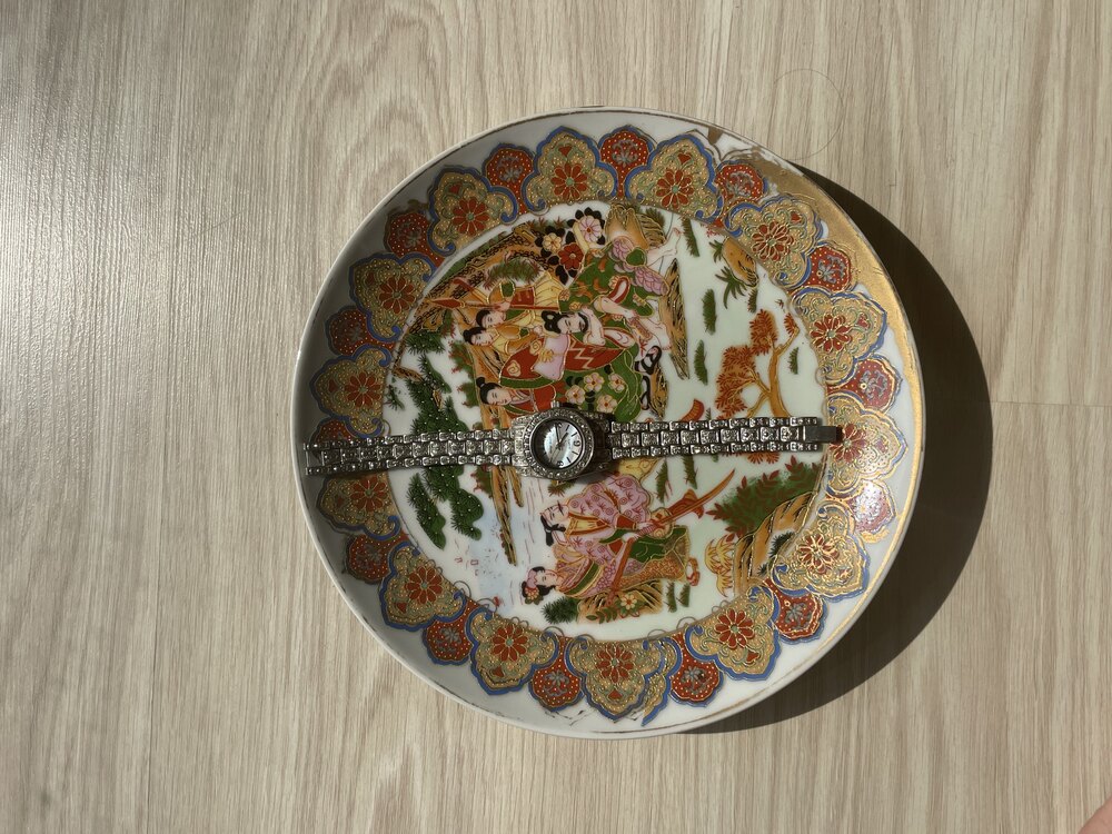 Vintage Taşlı Japon Saat