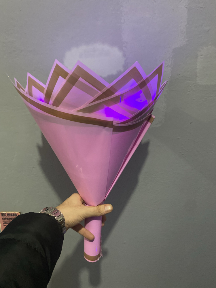 Mor led ışıklı aynalı yazılı papatya buketi