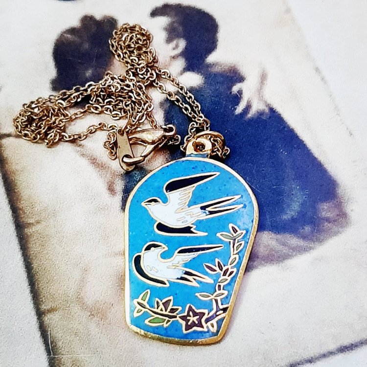 Cloisonne Mineli Kolye